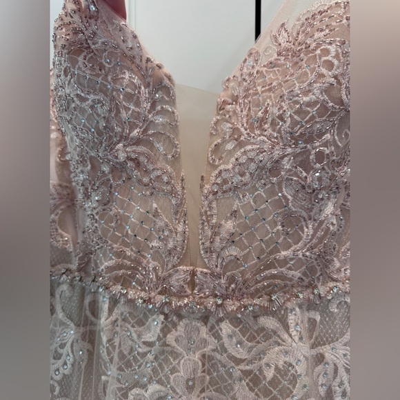 BRAND NEW Mac Duggal- pink size 10 Lace Gown - Picture 10 of 11